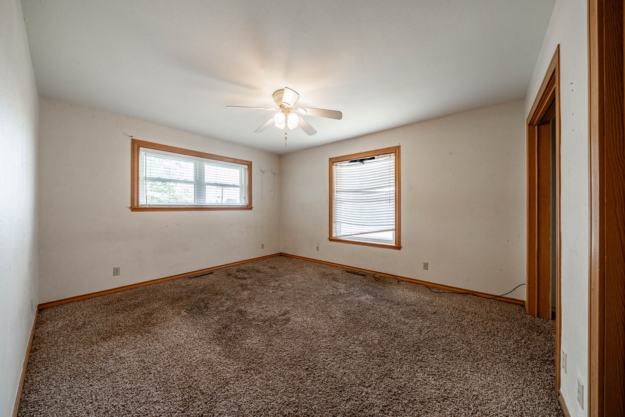 1001 E Nevada Seymour TX 76380