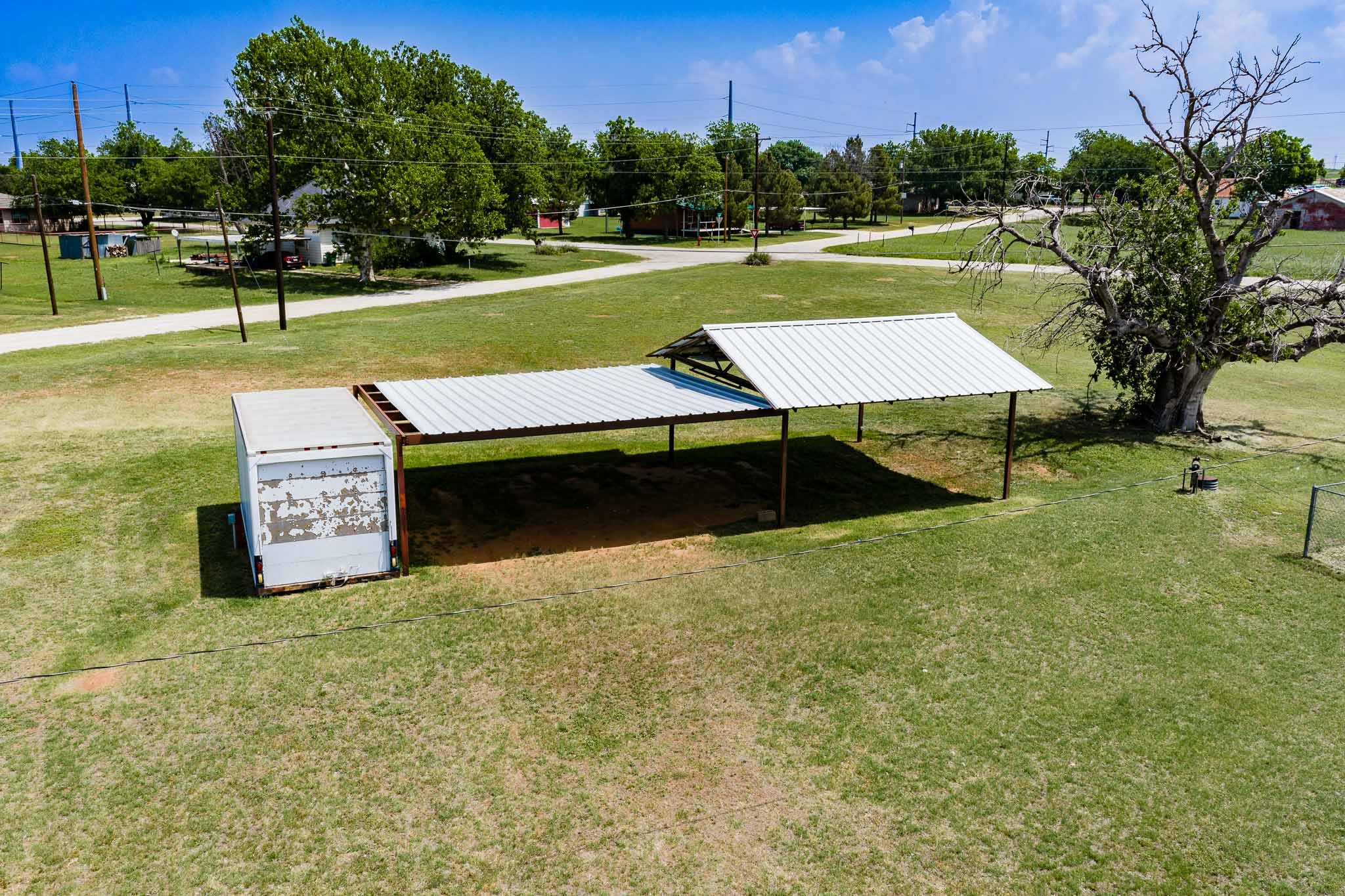 1001 E Nevada Seymour TX 76380