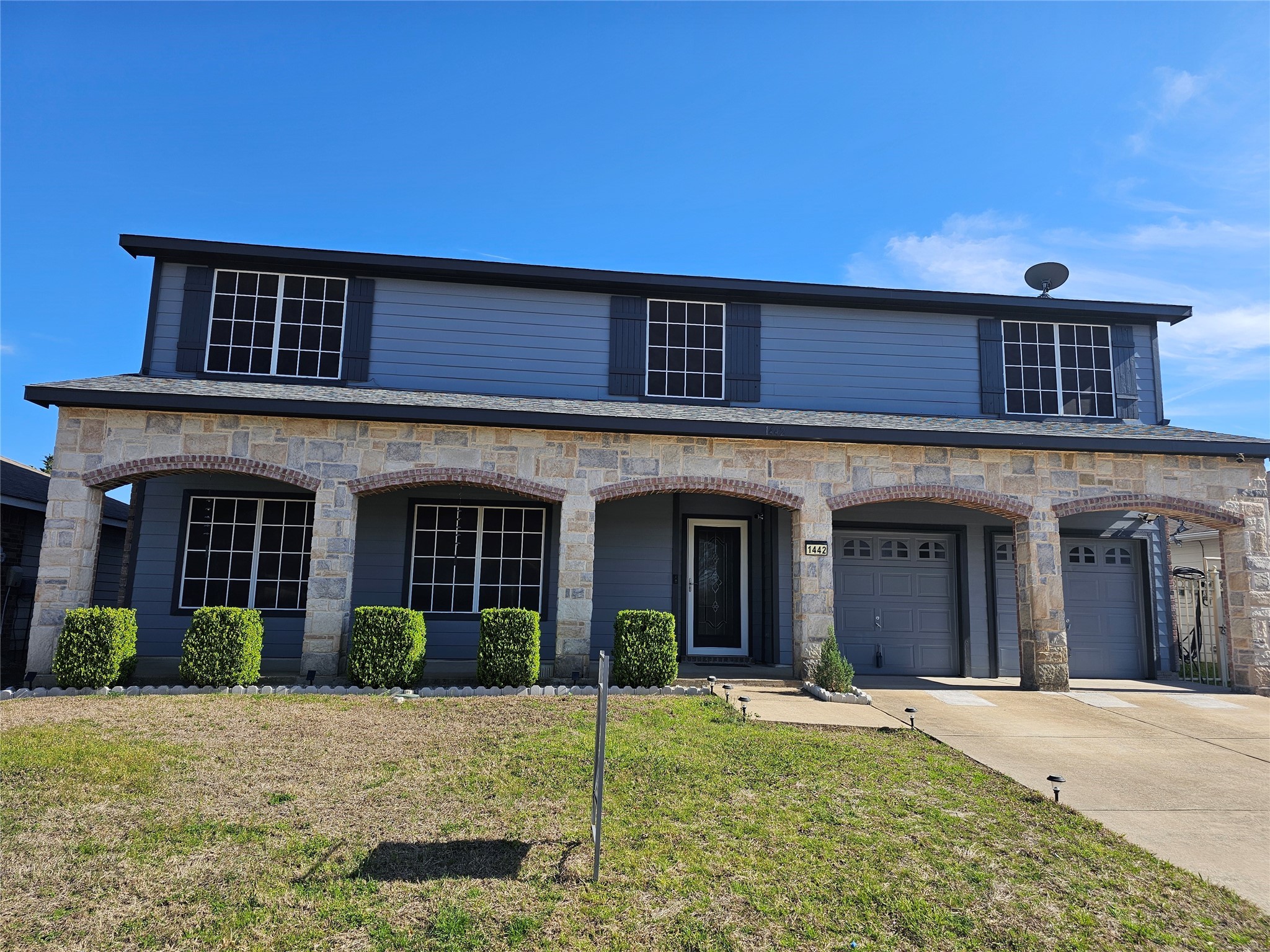 1442 Macy Lane Dallas TX 75253