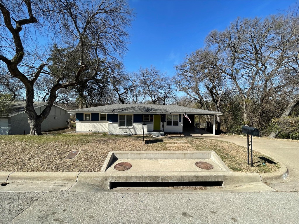 2109 Kingsdale Drive Fort Worth TX 76119