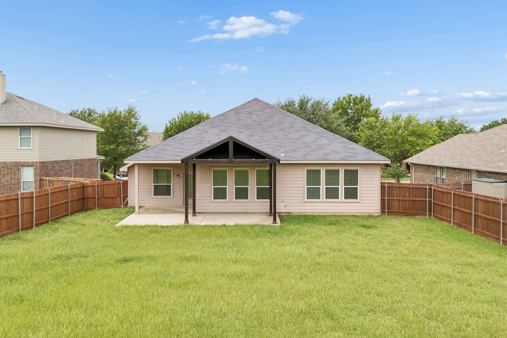 1209 Stone Lane Celina TX 75009