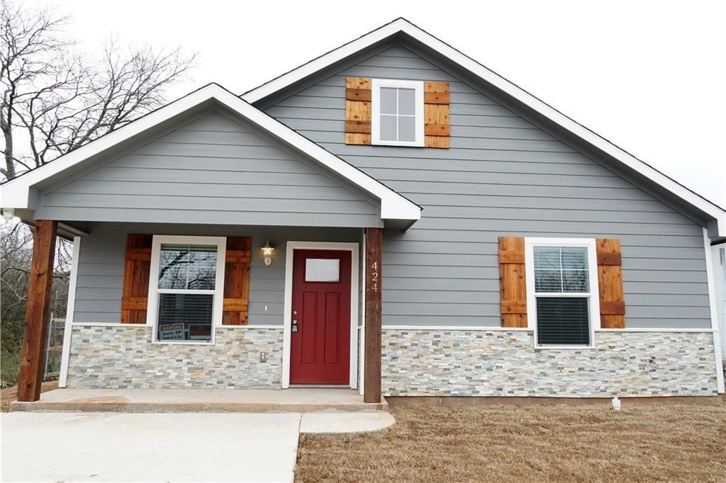 424 E Nelson Street Denison TX 75021