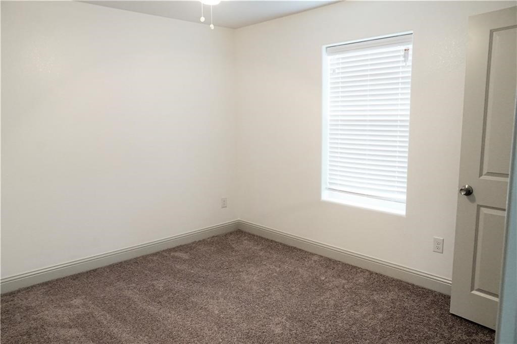 424 E Nelson Street Denison TX 75021
