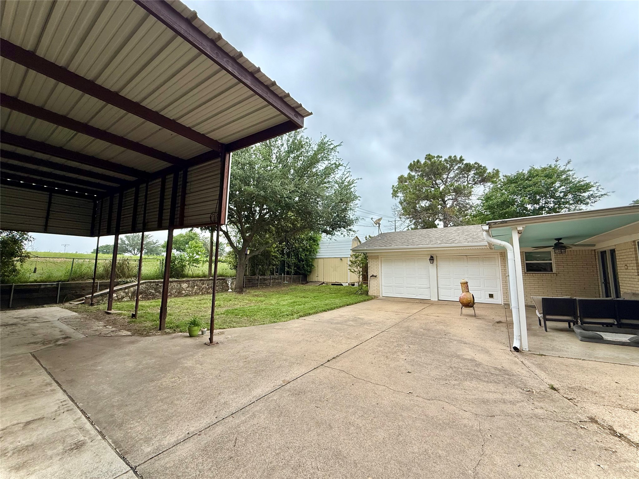 1206 Mildred Lane Benbrook TX 76126