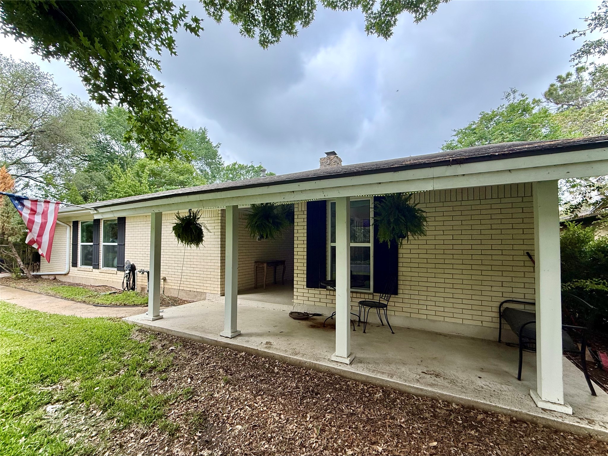 1206 Mildred Lane Benbrook TX 76126