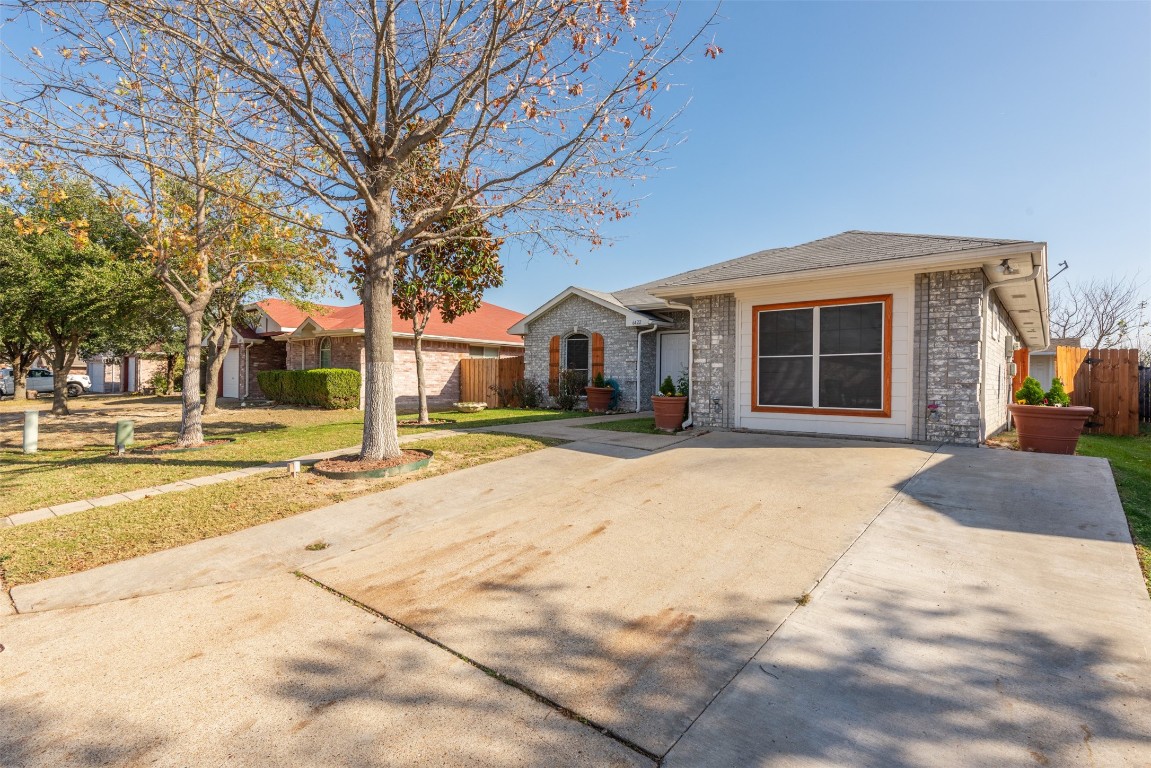 6422 American Way Dallas TX 75237