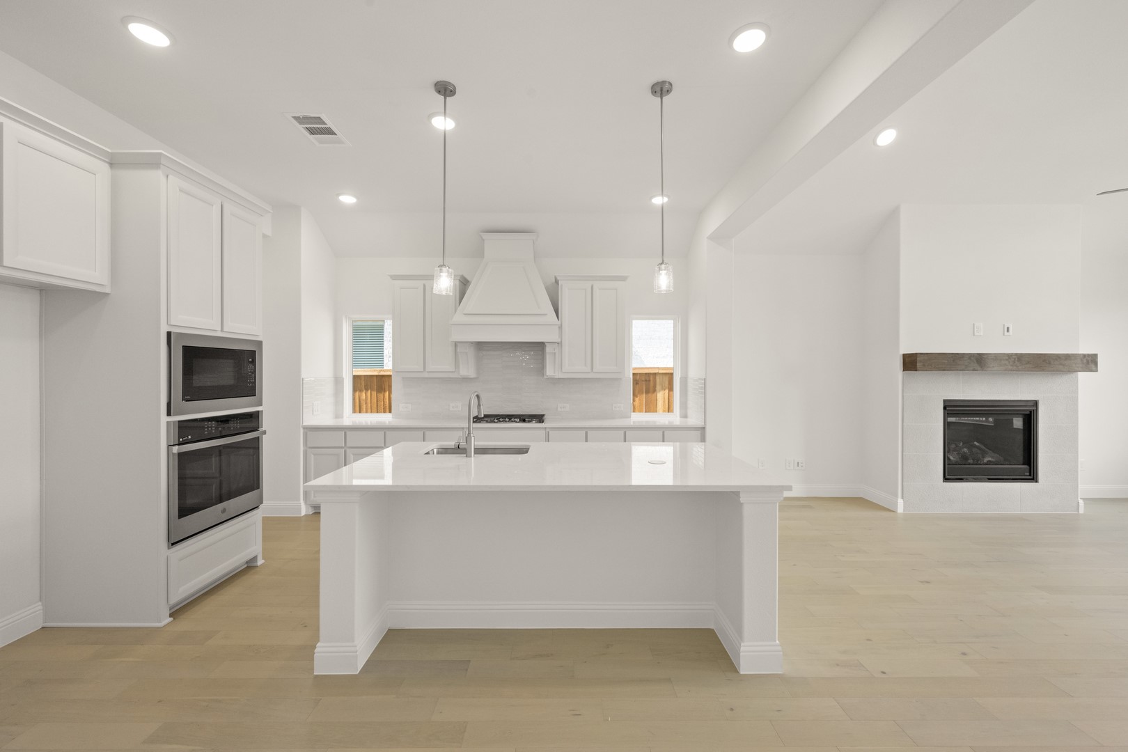 1022 Wheatland Drive Justin TX 76247