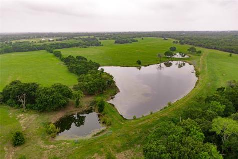 5531 NE County Road 3130 Kerens TX 75144