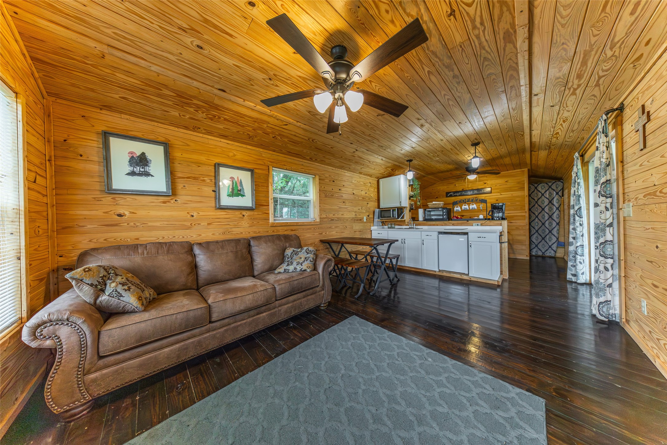 5531 NE County Road 3130 Kerens TX 75144