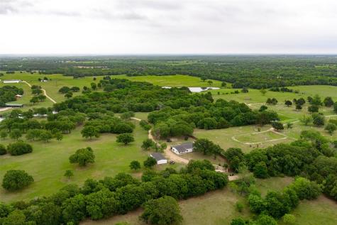 5531 NE County Road 3130 Kerens TX 75144