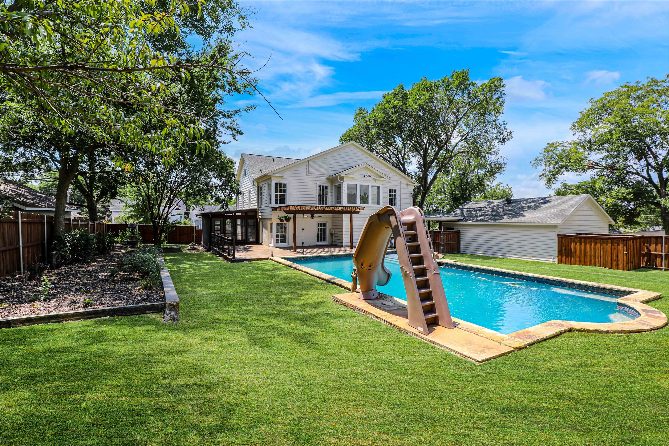 1102 Howell Street Mckinney TX 75069