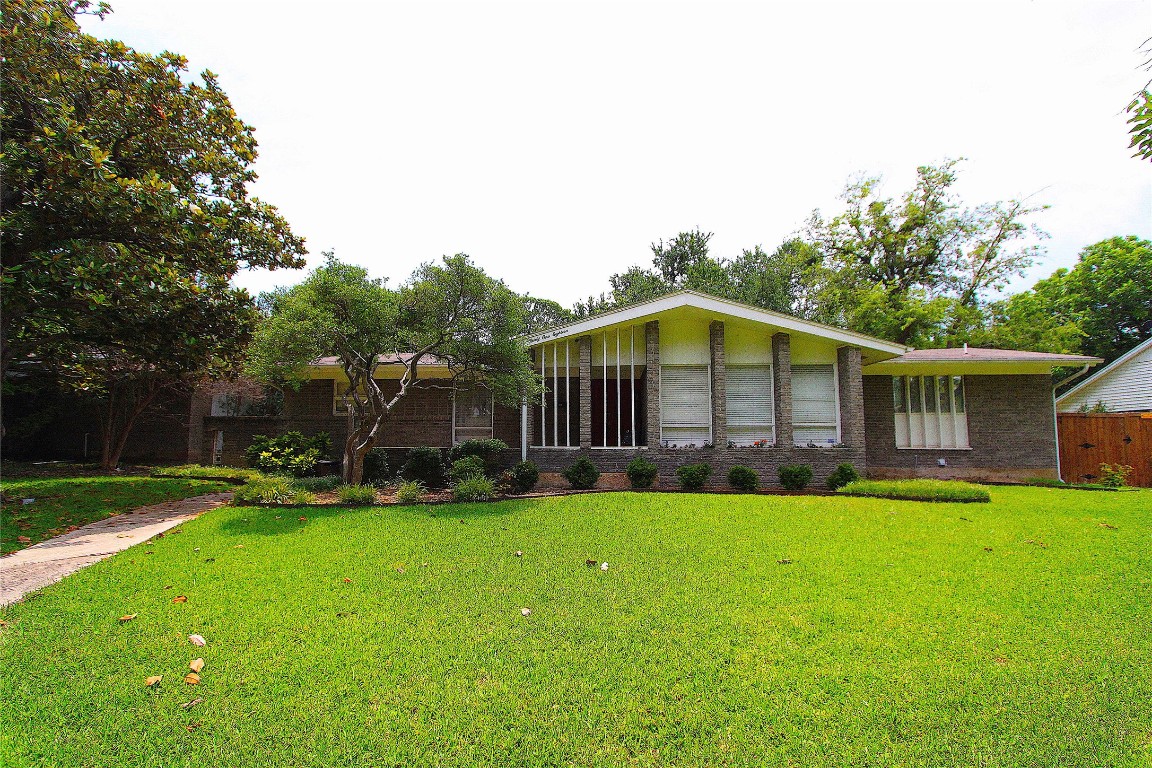 3118 Flowerdale Lane Dallas TX 75229