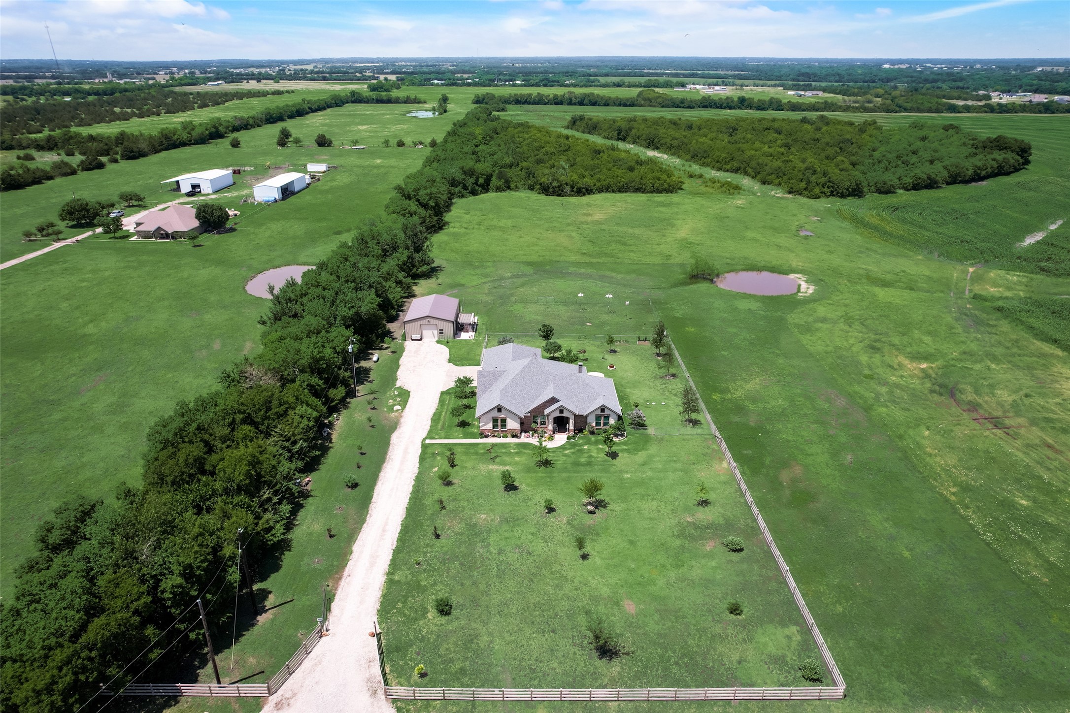 1876 County Road 2740 Caddo Mills TX 75135