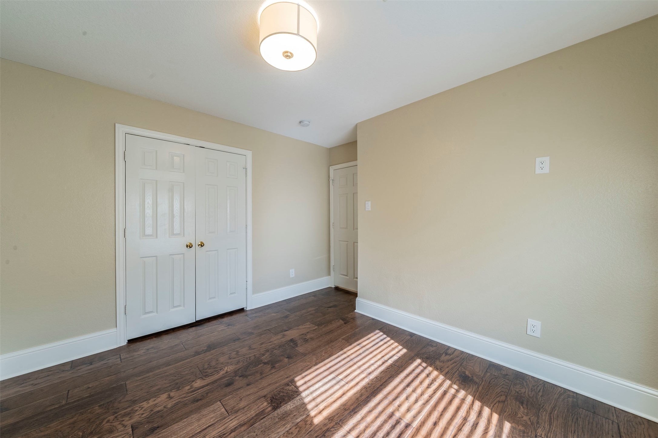 2231 Templeton Drive Arlington TX 76006