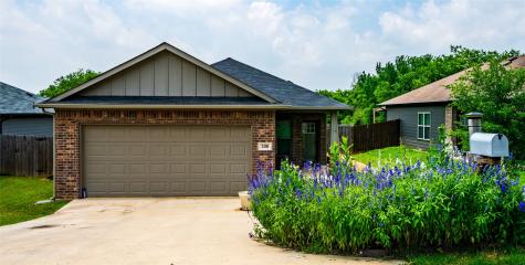 208 S Preston Street Alvarado TX 76009