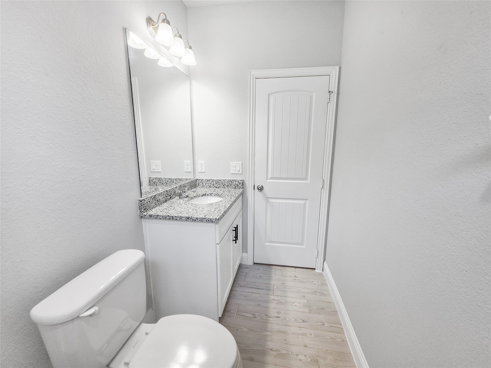 6104 Chickasaw Drive Mabank TX 75156