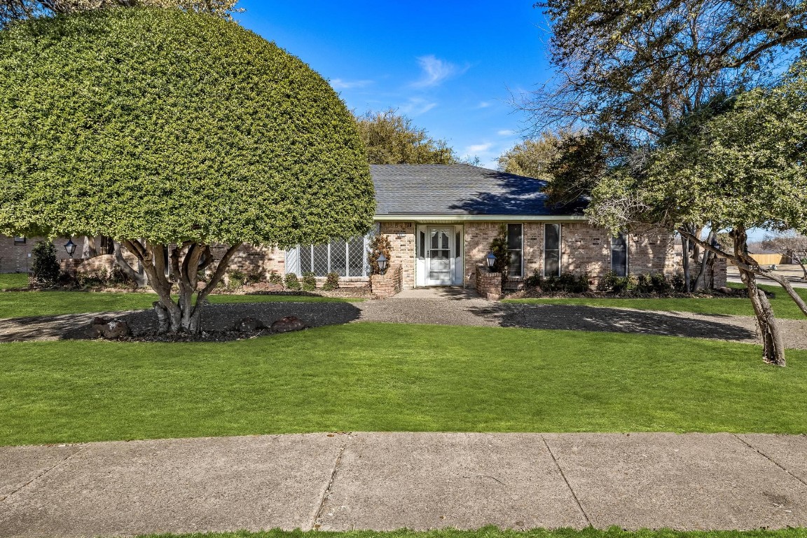 801 Colchester Street Garland TX 75040