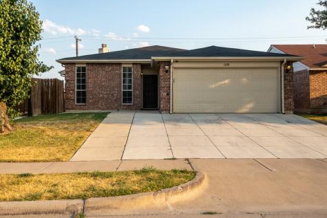 1608 Lost Crossing Trail Arlington TX 76002