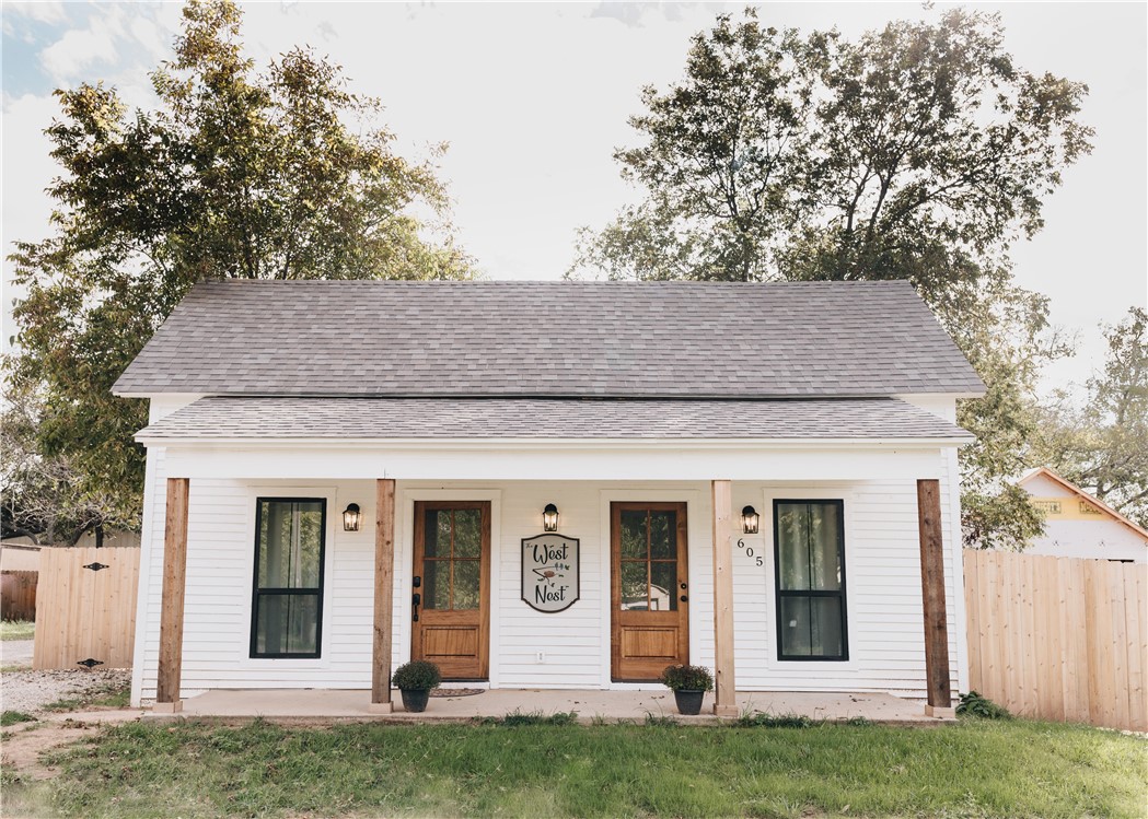 605 W Ronda Street West TX 76691