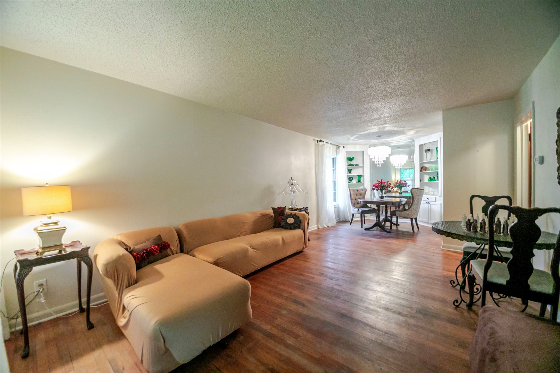 10313 Pinecrest Drive Dallas TX 75228