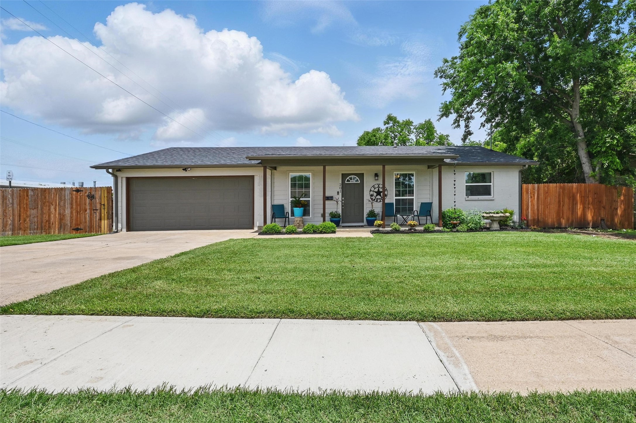 201 E Eller Avenue Crowley TX 76036