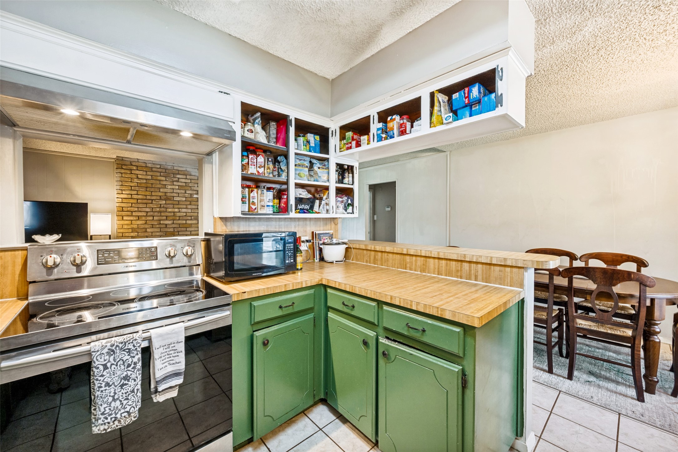 2204 Park Springs Court Arlington TX 76013