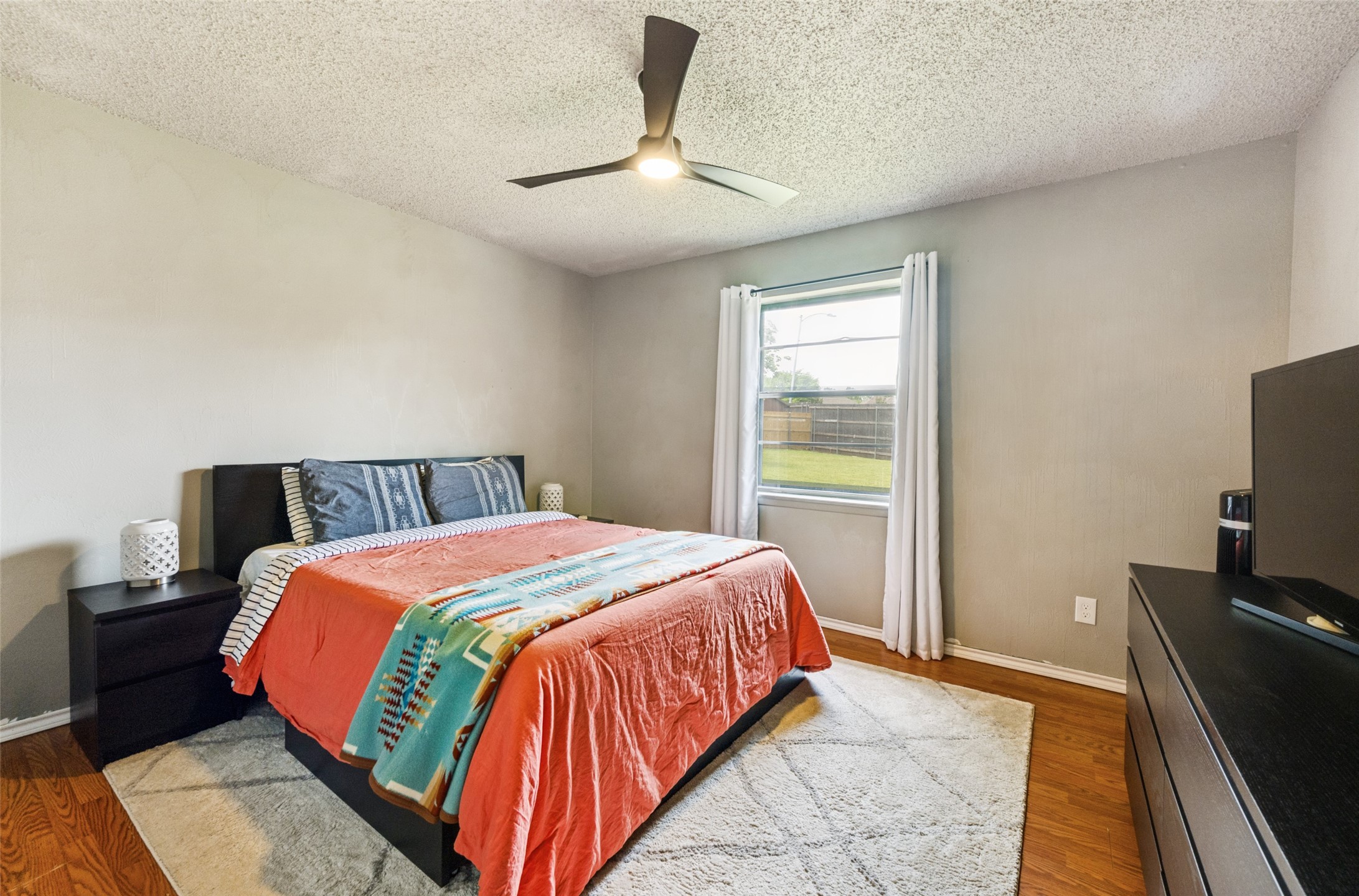 2204 Park Springs Court Arlington TX 76013