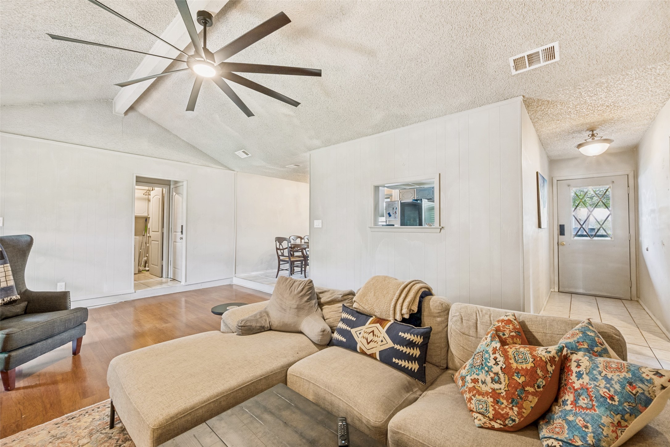 2204 Park Springs Court Arlington TX 76013