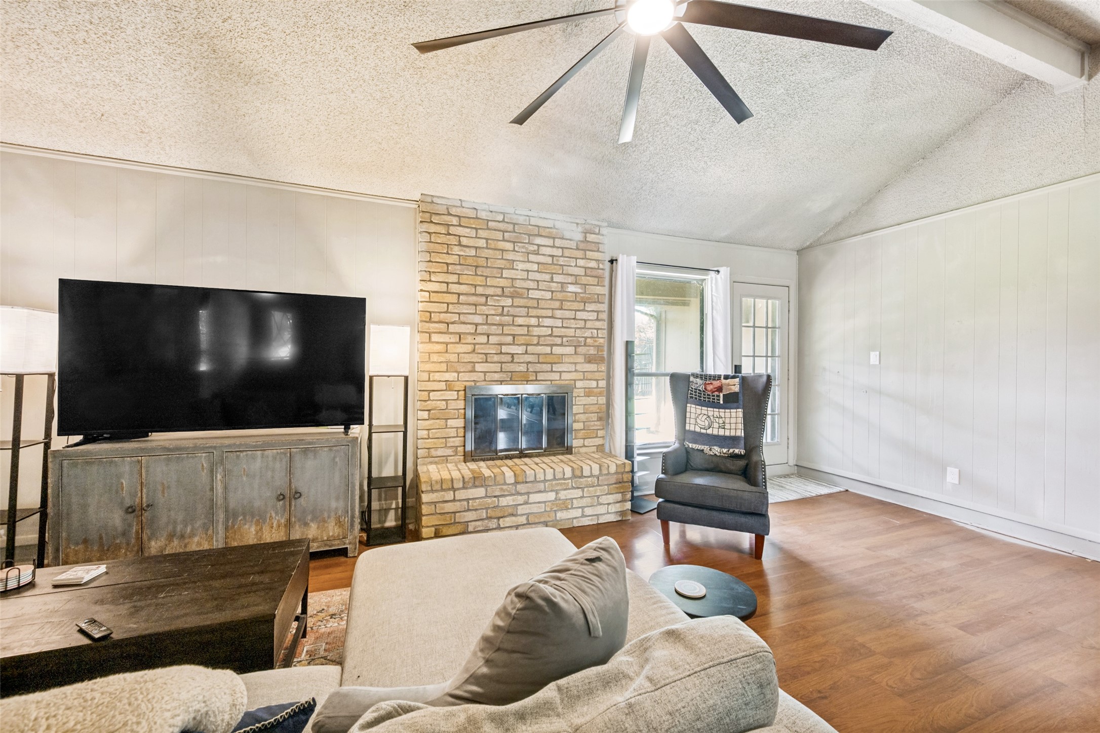 2204 Park Springs Court Arlington TX 76013