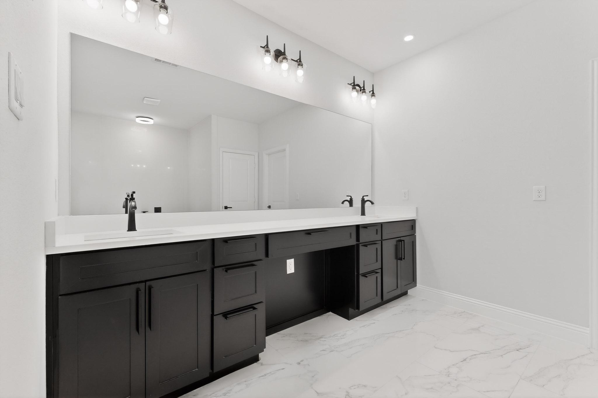 404 Luzon Street Tool TX 75143