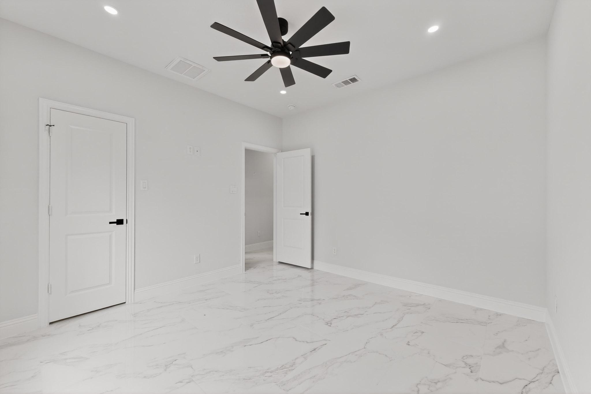 404 Luzon Street Tool TX 75143
