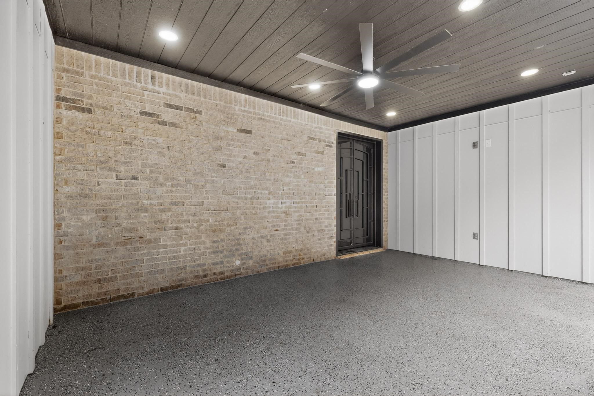 404 Luzon Street Tool TX 75143