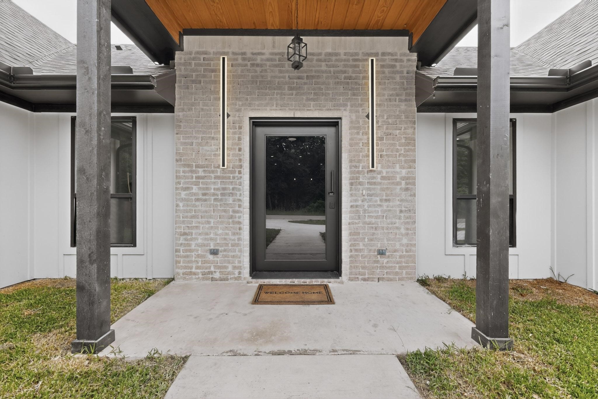 404 Luzon Street Tool TX 75143