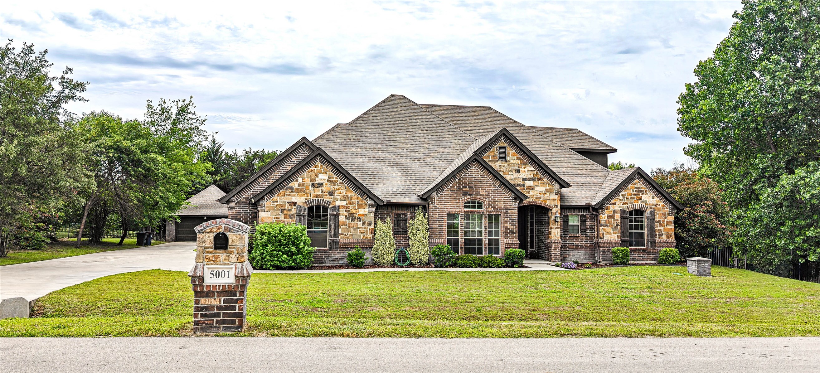 5001 Oak Mill Drive Fort Worth TX 76135