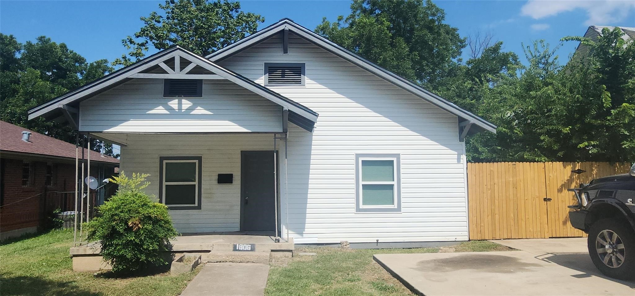 1806 Maryland Avenue Dallas TX 75216