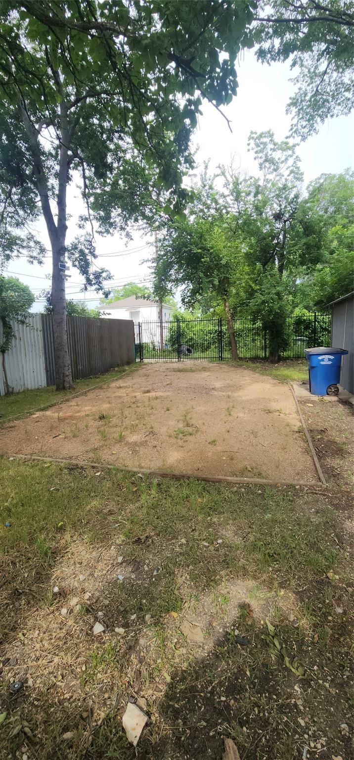 1806 Maryland Avenue Dallas TX 75216