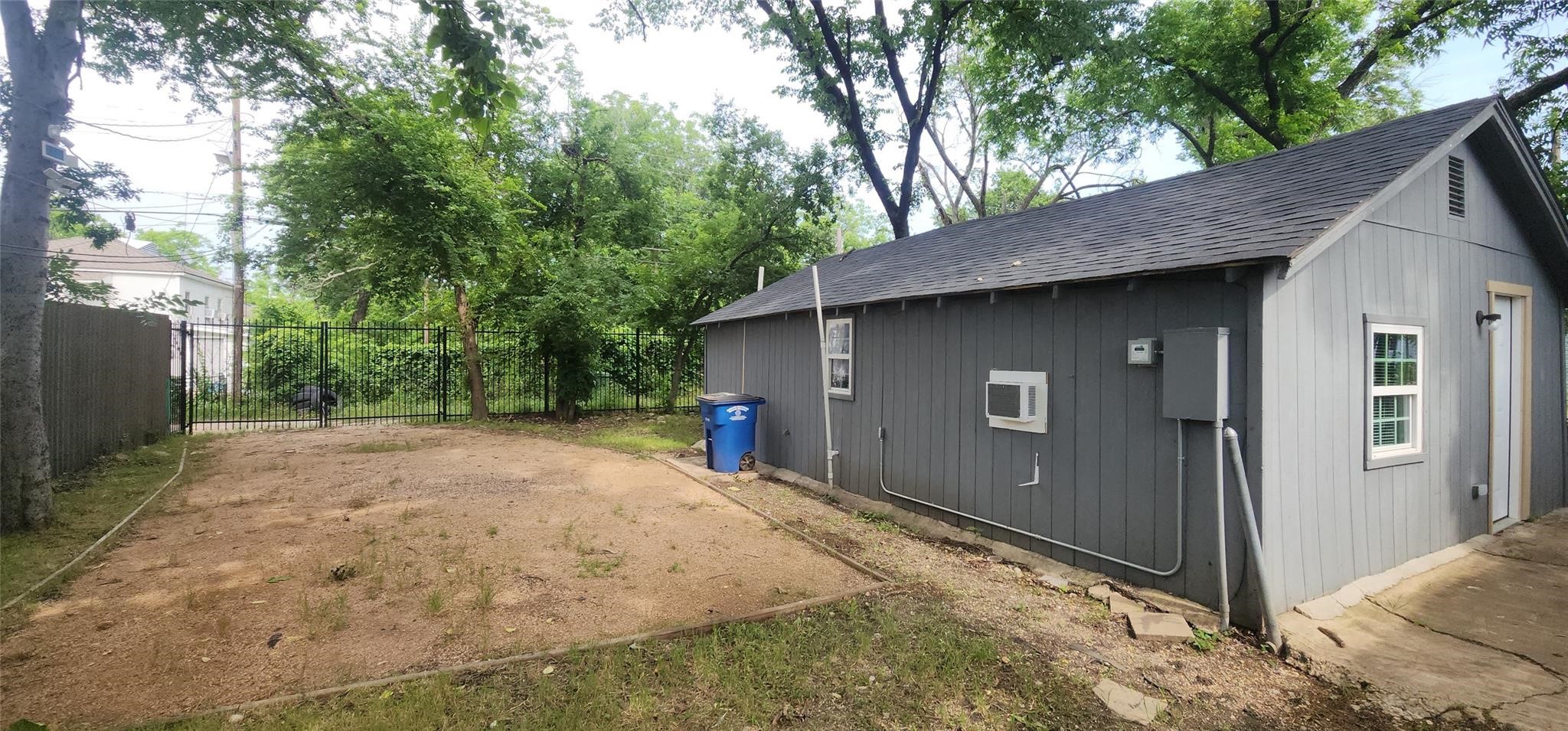 1806 Maryland Avenue Dallas TX 75216