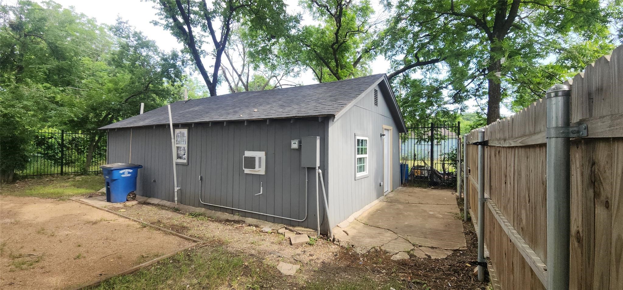1806 Maryland Avenue Dallas TX 75216
