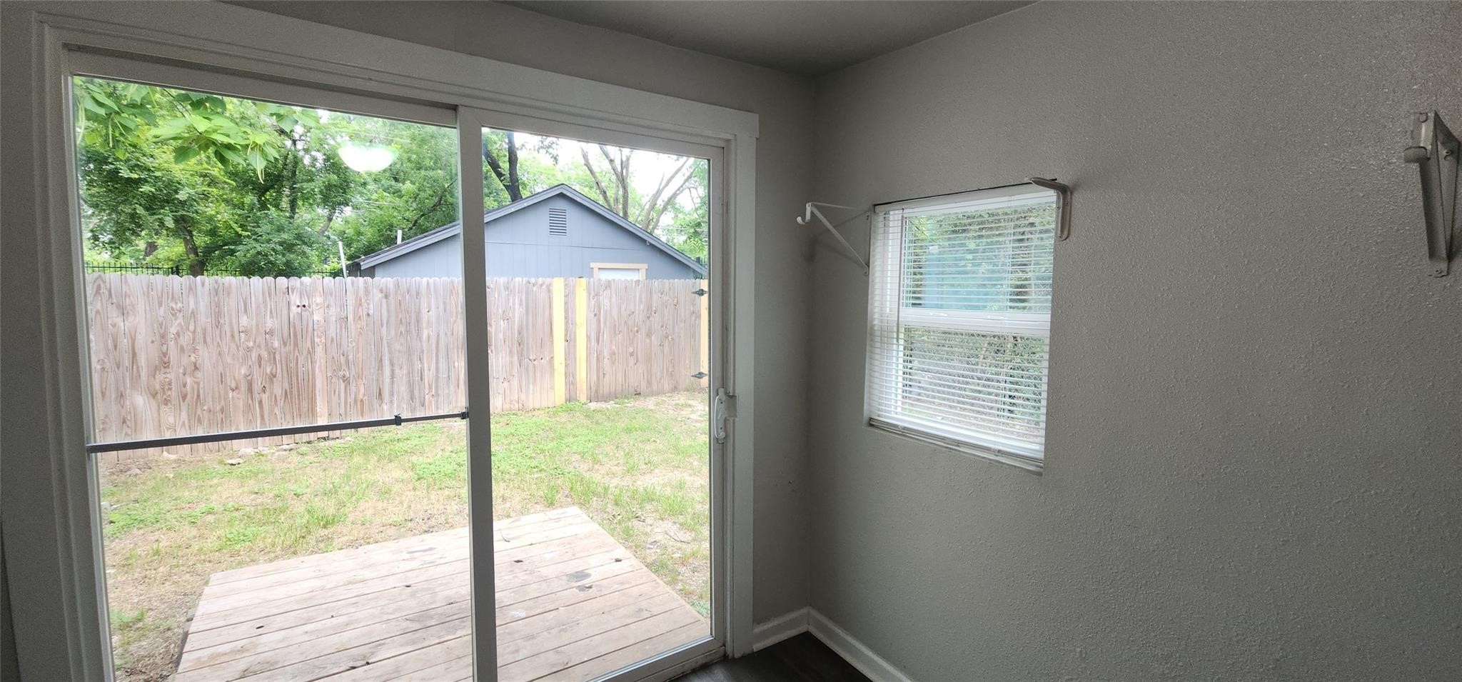 1806 Maryland Avenue Dallas TX 75216