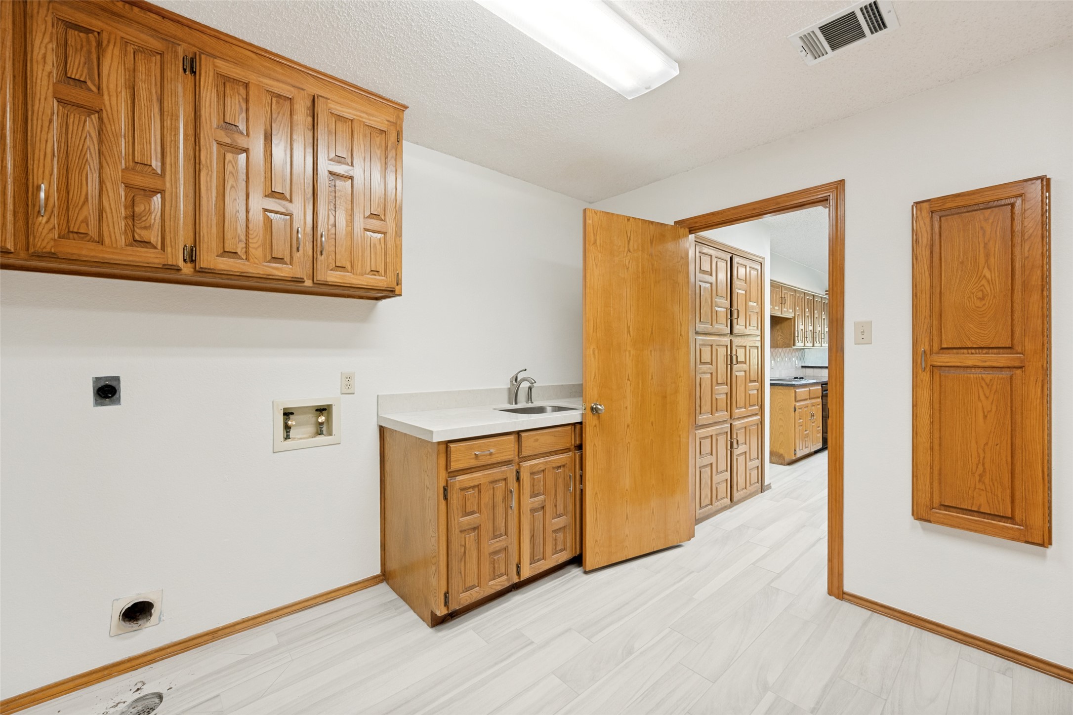 3 Oak Village Court Trophy Club TX 76262