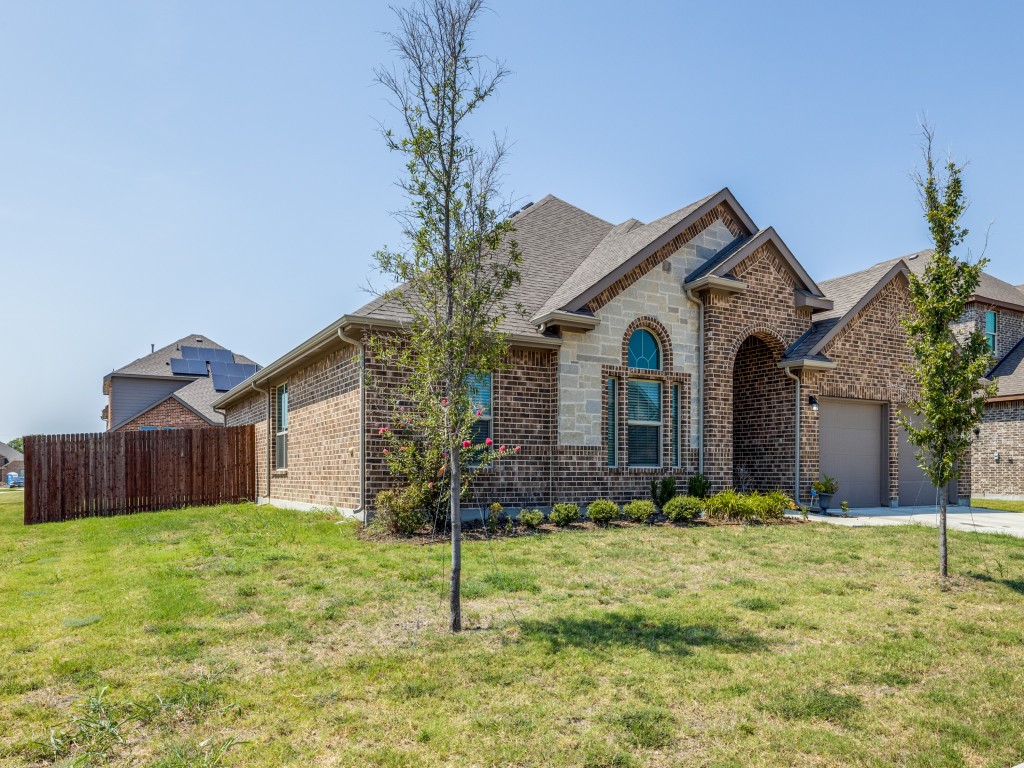 3460 April Breeze Trail Grand Prairie TX 76065