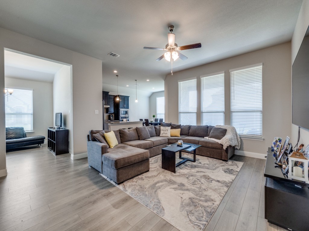 3460 April Breeze Trail Grand Prairie TX 76065