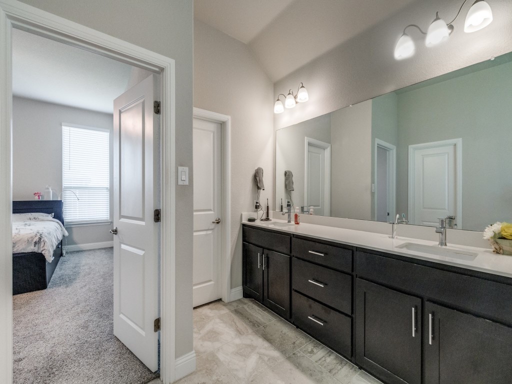 3460 April Breeze Trail Grand Prairie TX 76065