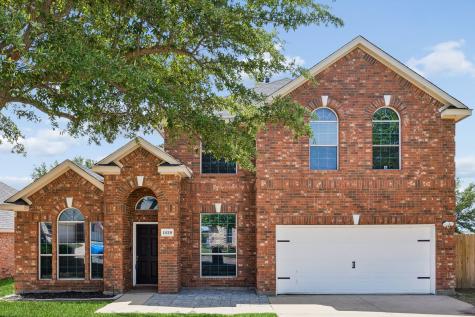 1420 Meadowlakes Drive Azle TX 76020