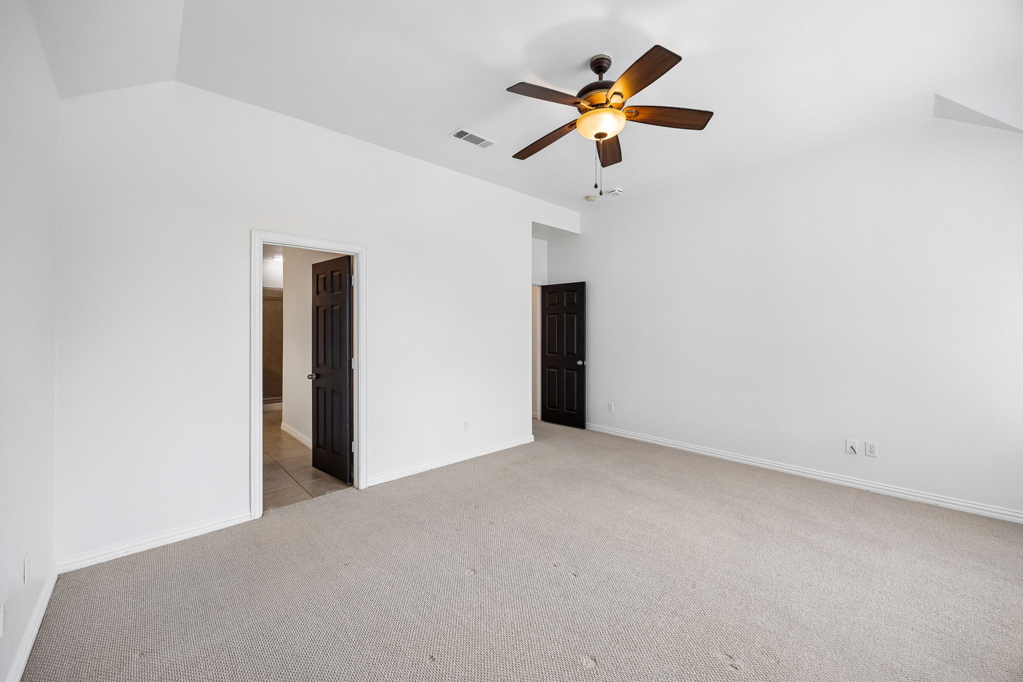 1420 Meadowlakes Drive Azle TX 76020