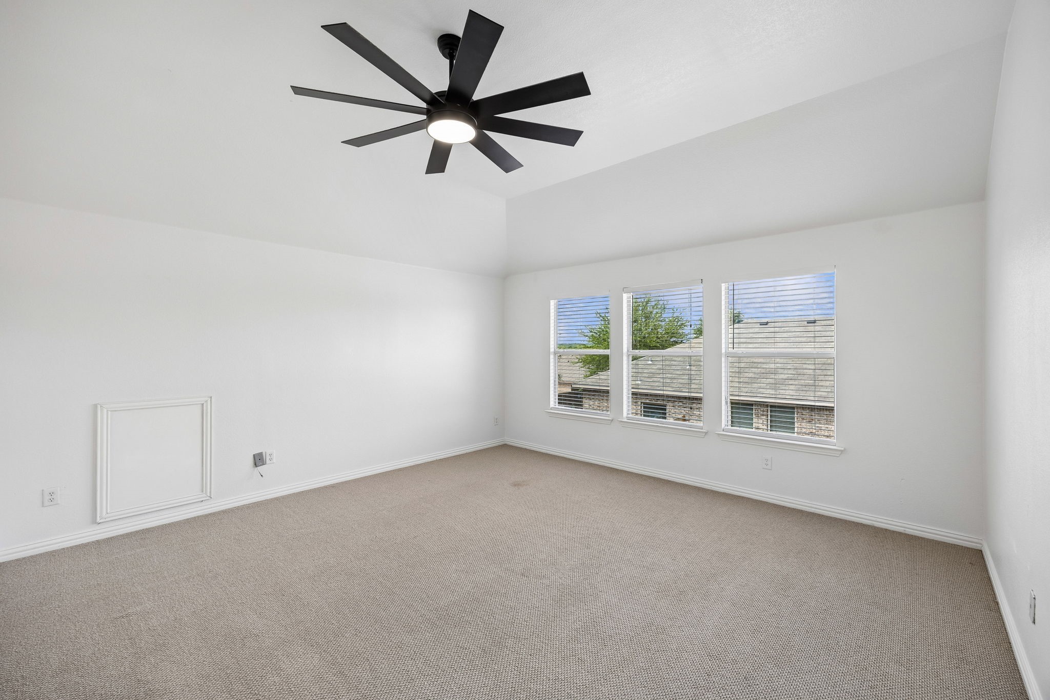 1420 Meadowlakes Drive Azle TX 76020