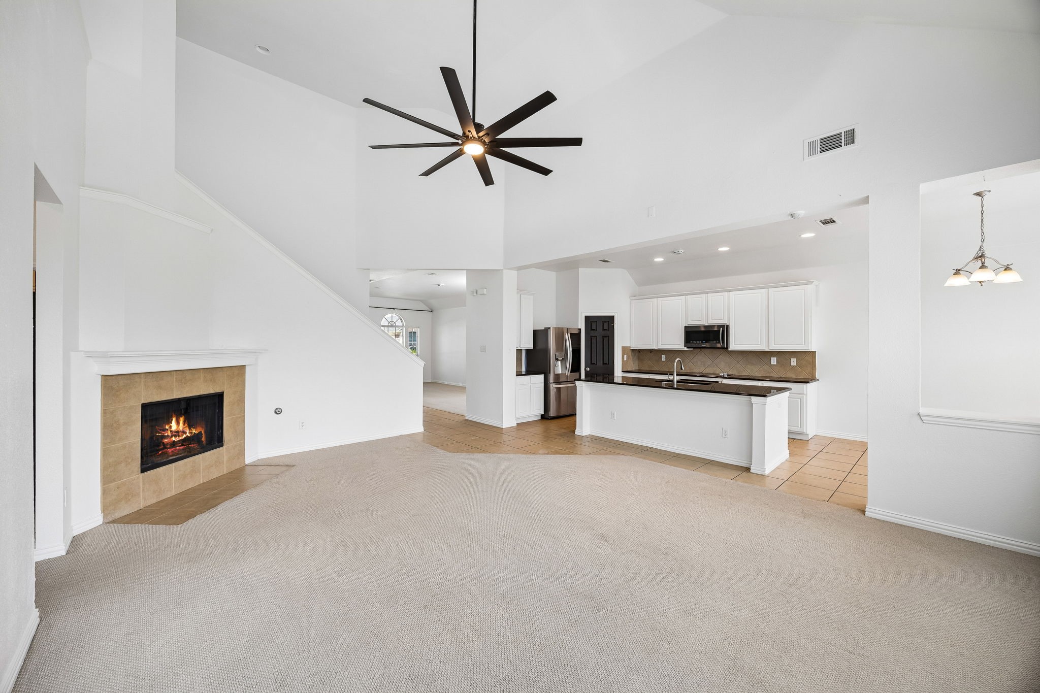 1420 Meadowlakes Drive Azle TX 76020
