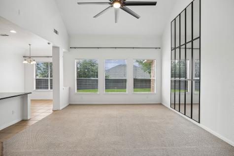 1420 Meadowlakes Drive Azle TX 76020