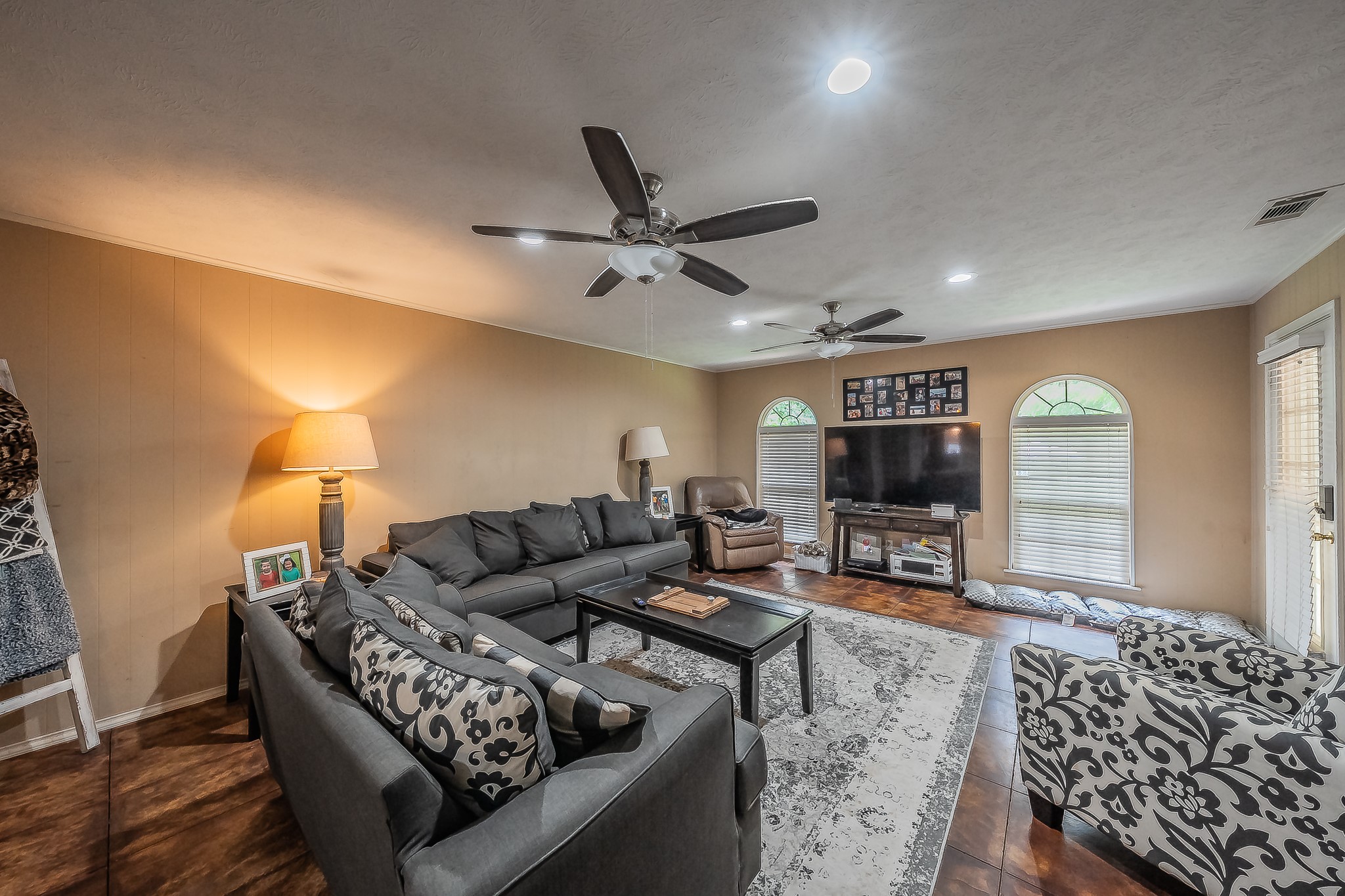 613 N Overlook Drive Kerens TX 75144