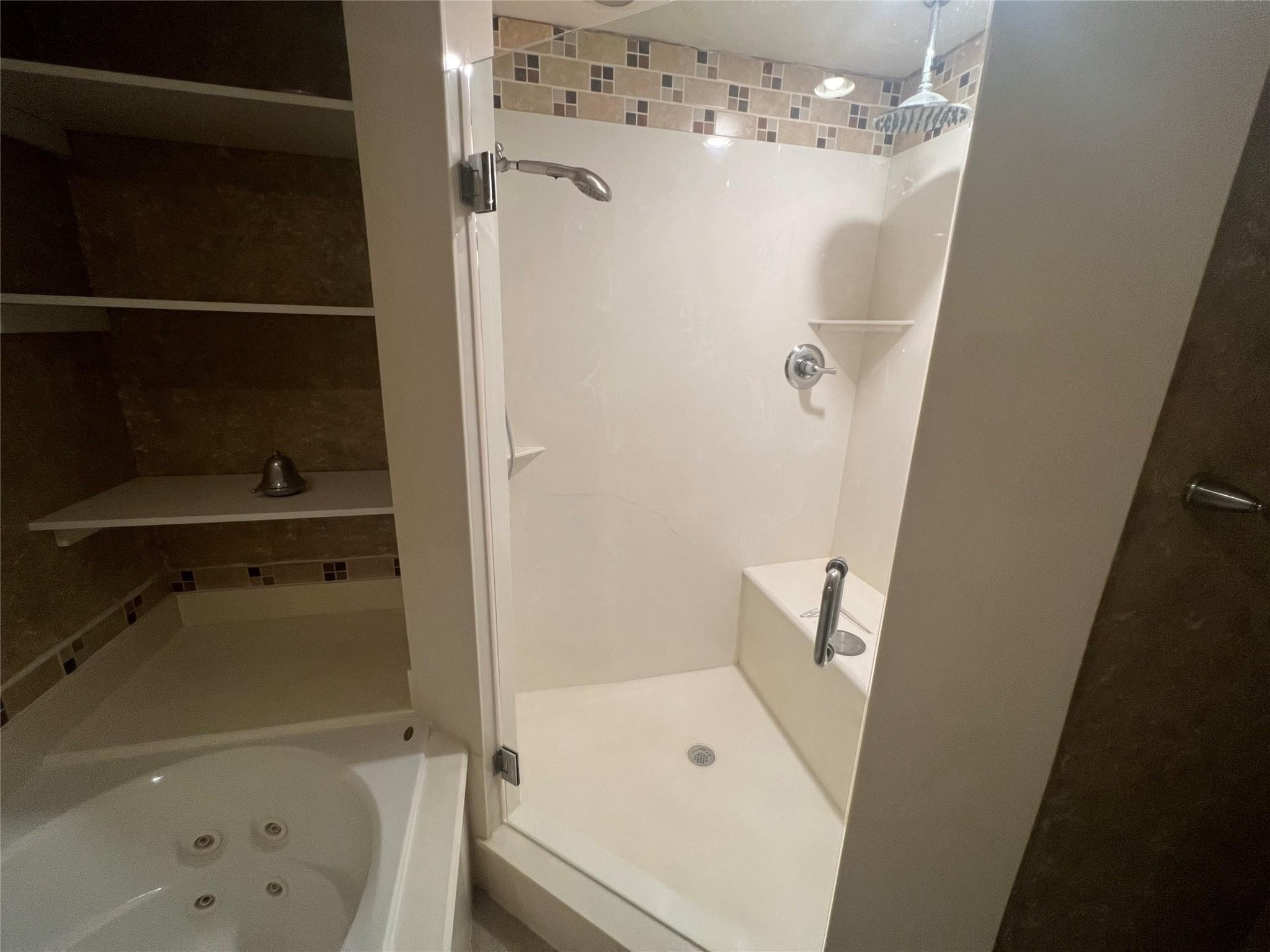 2317 Sharpshire Lane Arlington TX 76014